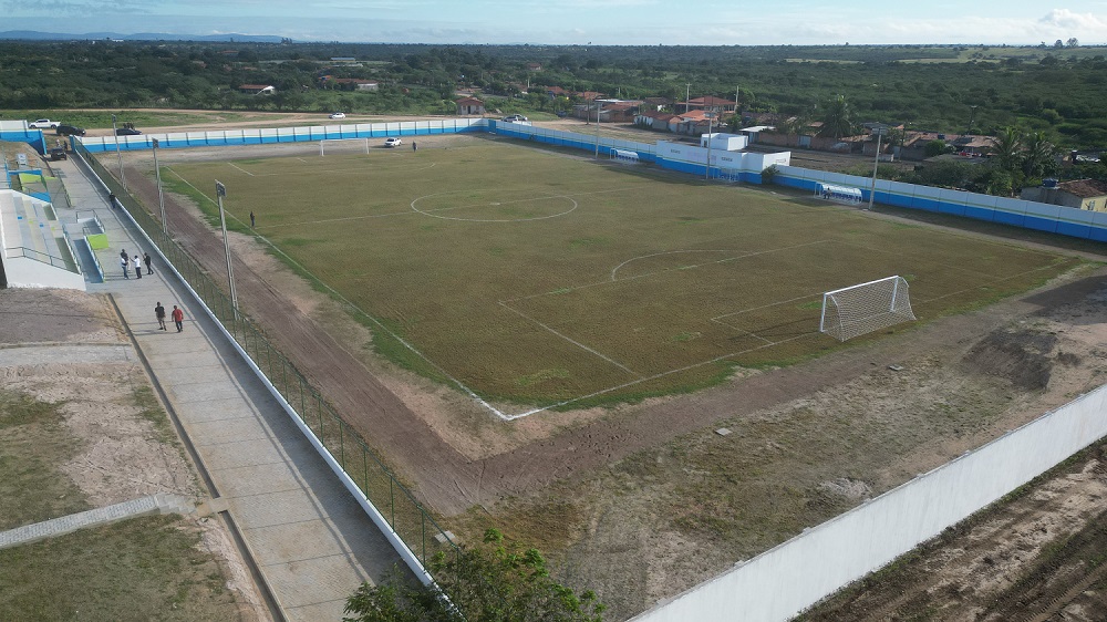 Lamarão recebe obras e investimentos do Estado; Convênio garante estrada que liga cidade a Água Fria